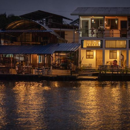 Hotel Pura Natura Riverside Tortuguero Bagian luar foto