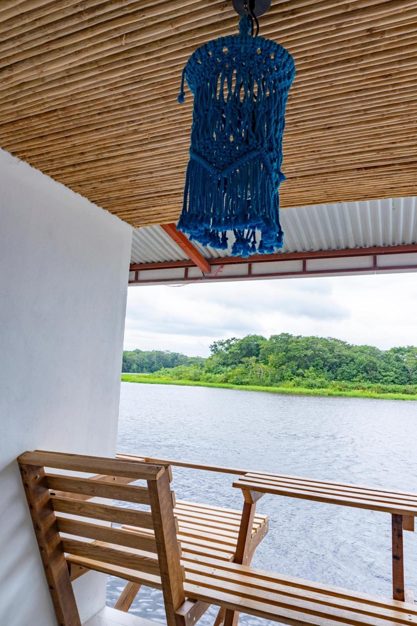Hotel Pura Natura Riverside Tortuguero Bagian luar foto
