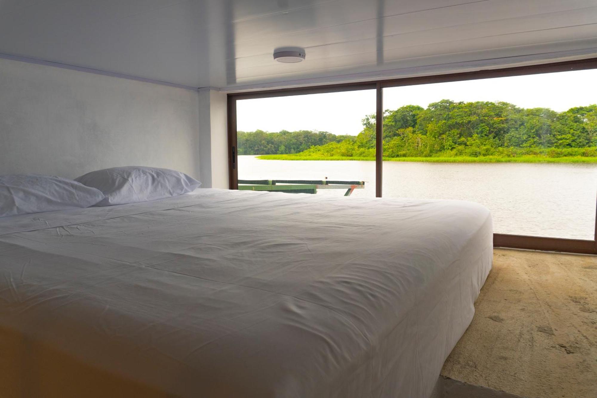 Hotel Pura Natura Riverside Tortuguero Bagian luar foto