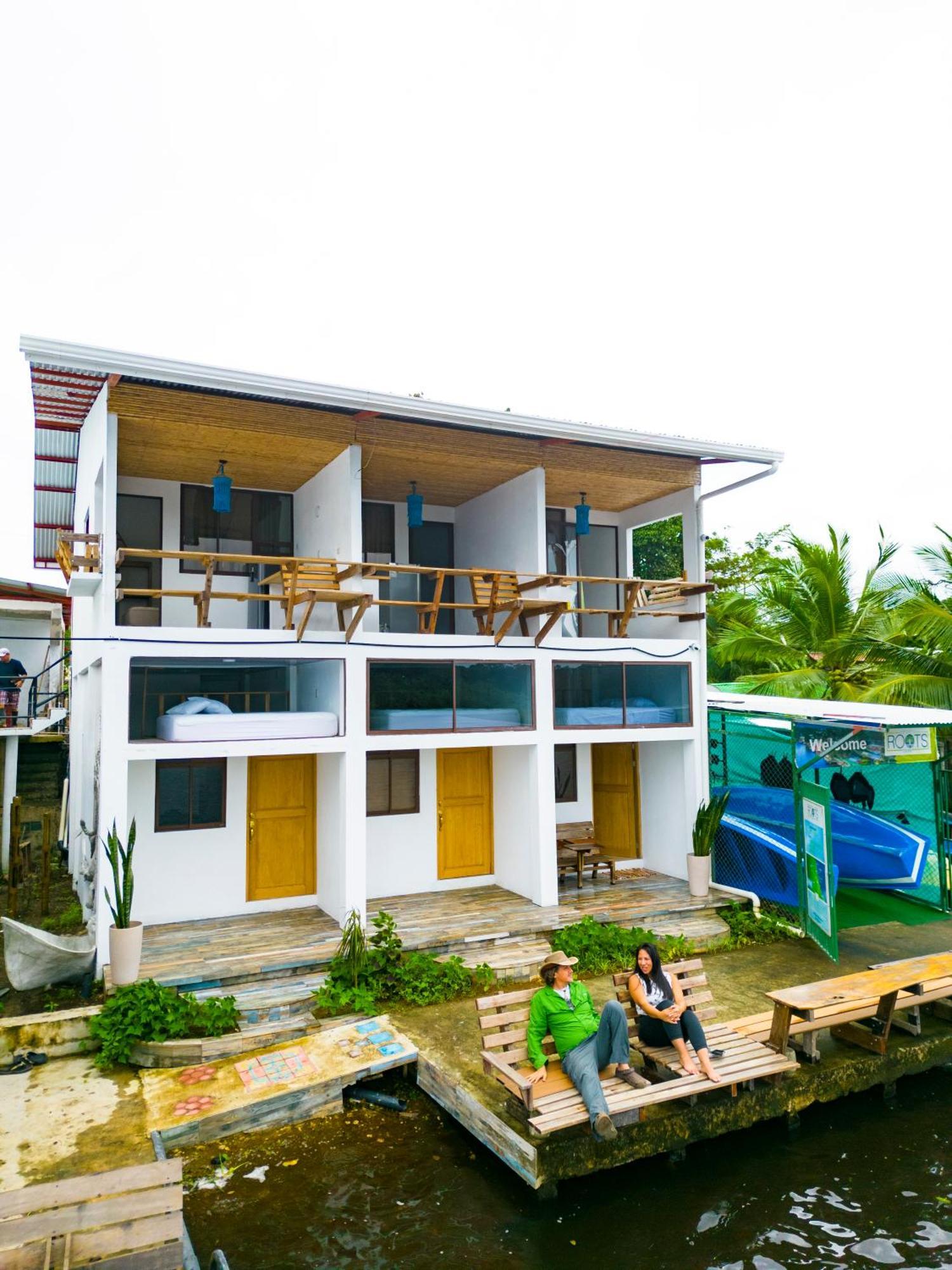 Hotel Pura Natura Riverside Tortuguero Bagian luar foto